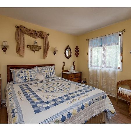 לינה וארוחת בוקר Casselman Maple Woods מראה חיצוני תמונה